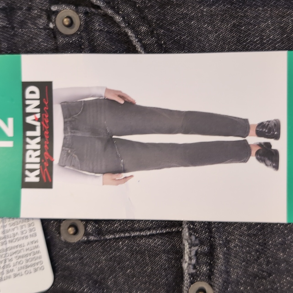 Sz 12 🖤Kirkland High- rise straight Jean